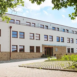 sporthotel-hostivice.praguehotelsweb.com/